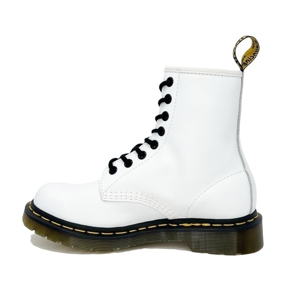 New Dr. Martens 1460 Softy T Leather Lace-Up Boots White Women’s Size 6 Docs dm - Picture 4 of 10